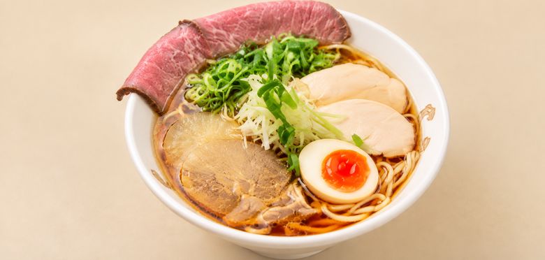 醤油 特製牛骨ラーメン